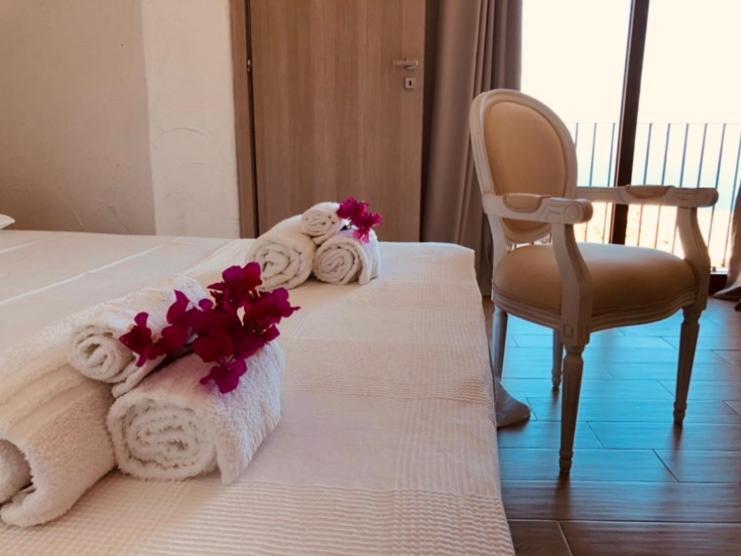 Perla Del Borgo Bed And Breakfast 산타 카테리나 델로 로니오 외부 사진