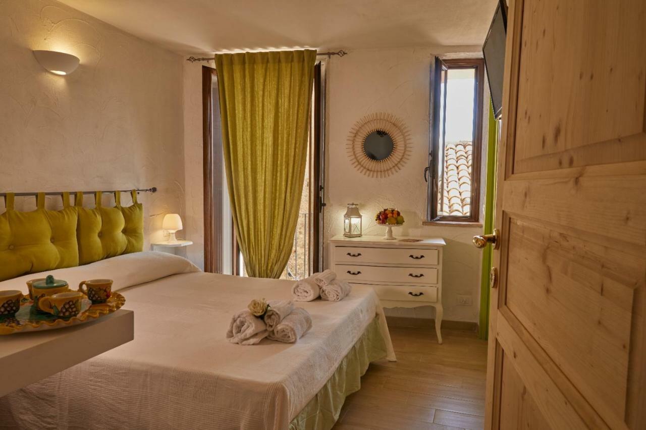 Perla Del Borgo Bed And Breakfast 산타 카테리나 델로 로니오 외부 사진